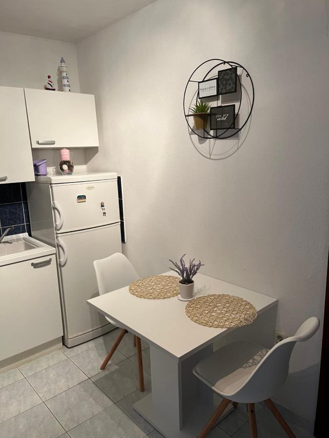 Apartments Despotovic 维斯 外观 照片