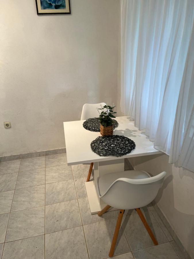 Apartments Despotovic 维斯 外观 照片